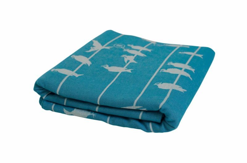 Sling Birds on an wire Turqouise Tragefoto Fräulein Hübsch Tragetuch in Türkis und Weiß mit Vogelmuster