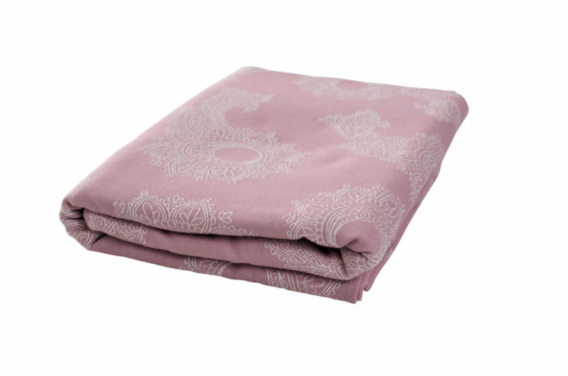 Sling Floral Light Rose Fräulein Hübsch Tragetuch in Babyrosa und Weiß mit floralen Muster