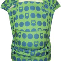 Babytrage Fräulein Hübsch WrapCon Toddlersize mit blauen Eulen auf grünem Hintergrund seitliche Ansicht