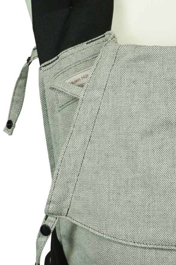 Babytrage Mei Tai Babysize komplett hellgrau mit schwarzen Trägern