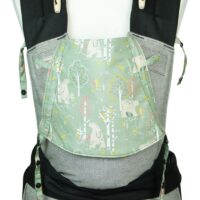Babytrage Fräulein Hübsch Mei Tai Babysize Hellgrau mit Birken und Eisbären auf der Kopfstütze