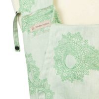 Babytrage Fräulein Hübsch Soft Tai Babysize Grün und Weiß mit floralen Muster